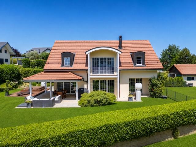 SAINT SAPHORIN SUR MORGES – LUXURIÖSE VILLA 6,5 ZIMMER