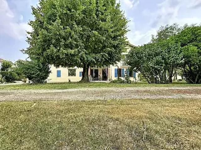 Saint Sardos 82600 Achat / Vente maison 8 pièces t8 parking