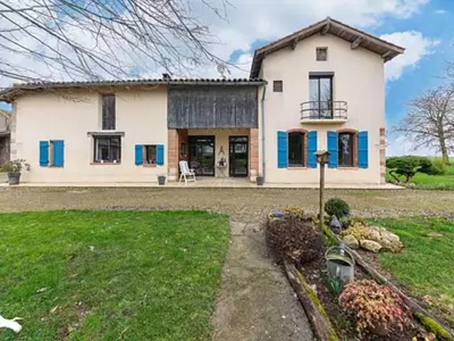 Saint Sardos 82600 Achat / Vente maison 8 pièces t8 parking