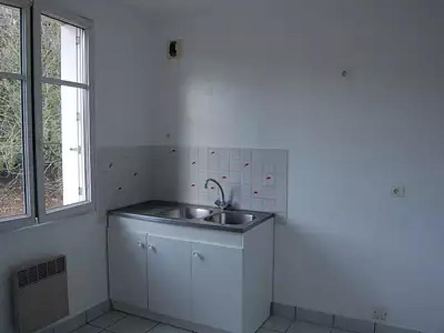 Saint Satur 18300 Location appartement 3 pièces t3 cave