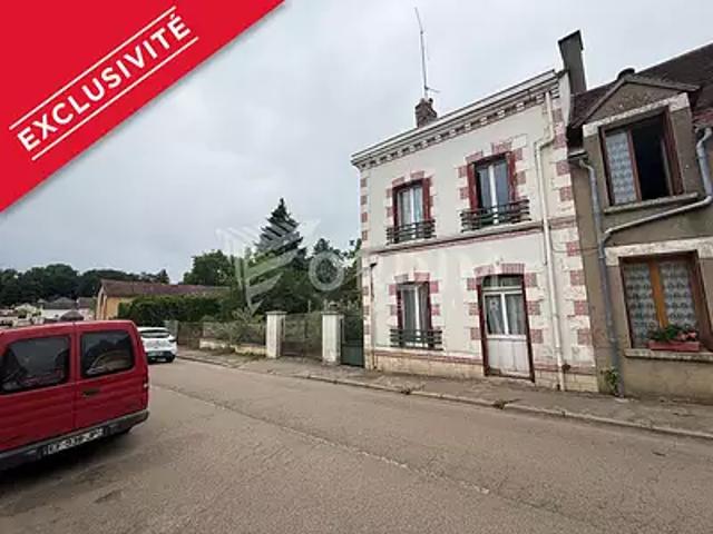 Saint Sauveur en Puisaye 89520 Achat / Vente maison 4 pièces t4 au dernier étage
