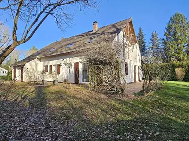 Saint Sauveur sur Ecole 77930 Achat / Vente maison 10 pièces t10 jardin terrasse