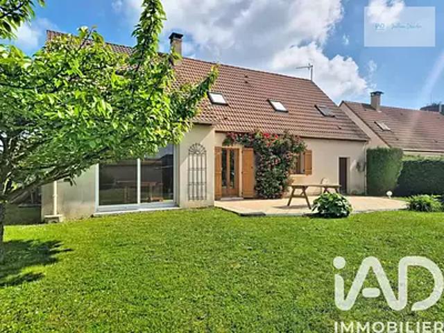 Saint Sauveur sur Ecole 77930 Achat / Vente maison 8 pièces t8 parking