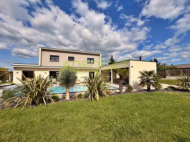 Saint Savin 38300 Achat / Vente maison 7 pièces t7