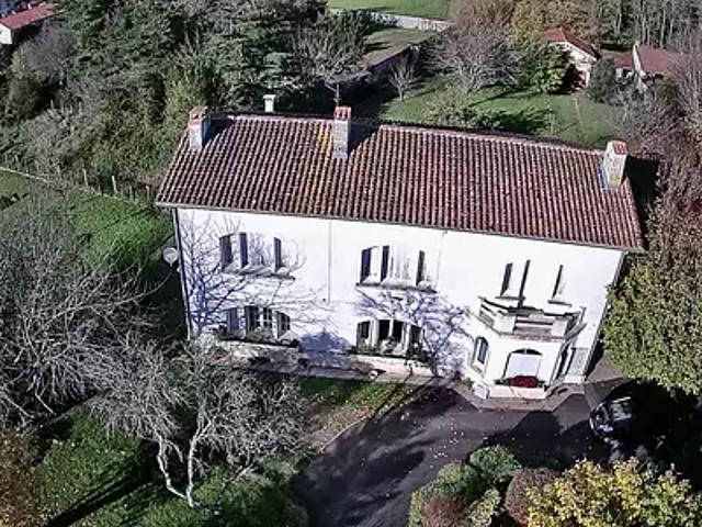 Saint Savinien 17350 Achat / Vente maison 9 pièces t9