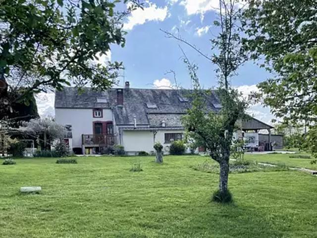 Saint Sébastien 23160 Achat / Vente maison 12 pièces t12 terrasse