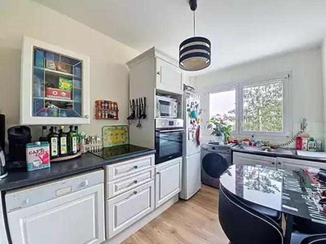 Saint Sébastien sur Loire 44230 Achat / Vente appartement 2 pièces t2 au dernier étage cave