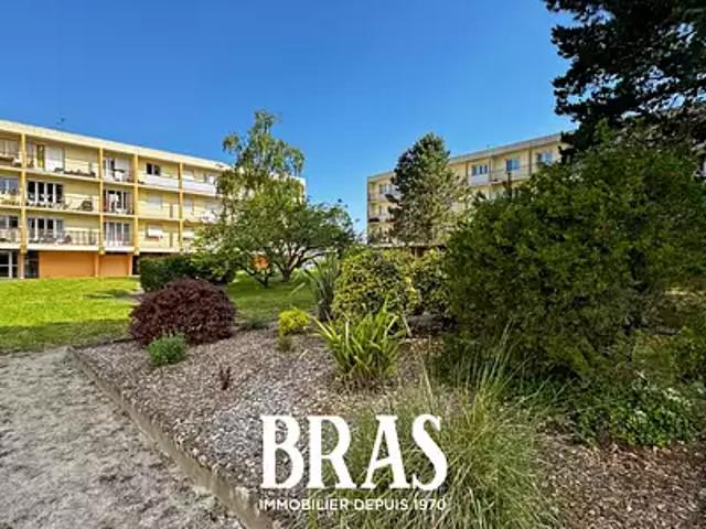 Saint Sébastien sur Loire 44230 Achat / Vente appartement 3 pièces t3 au dernier étage cave