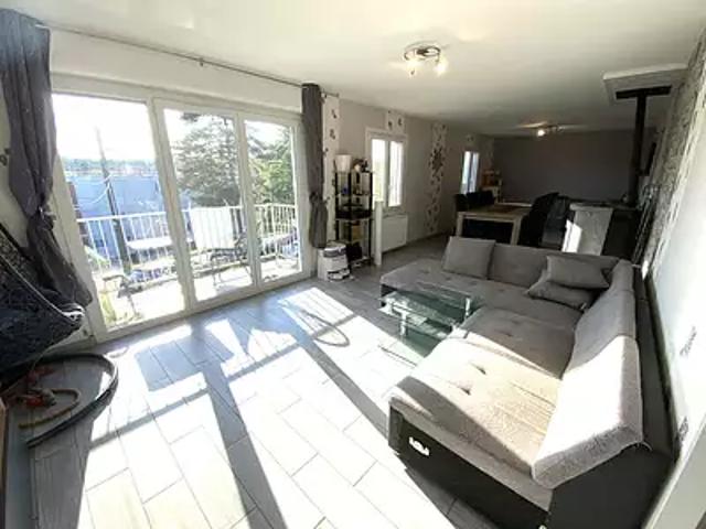Saint Sernin du Bois 71200 Achat / Vente maison 4 pièces t4 au dernier étage terrasse