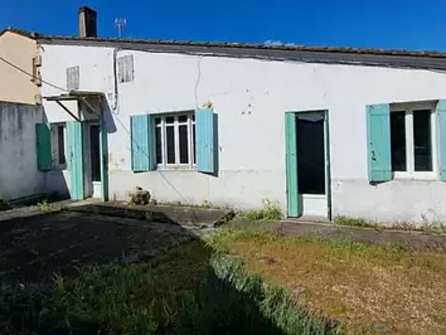 Saint Seurin sur l'Isle 33660 Achat / Vente maison 2 pièces t2