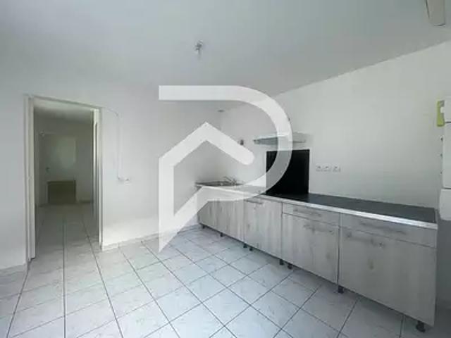 Saint Soupplets 77165 Location appartement 1 pièce t1 au dernier étage parking