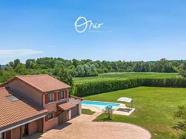Saint Symphorien d'Ozon 69360 Achat / Vente maison 8 pièces t8 au dernier étage piscine