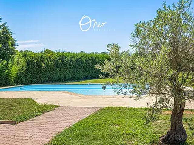 Saint Symphorien d'Ozon 69360 Achat / Vente maison 8 pièces t8 au dernier étage piscine