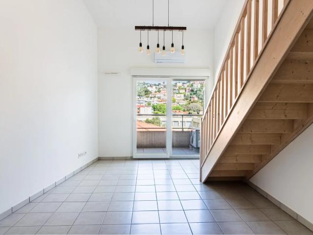 Saint Sylvestre Appartement Duplex 4 Pièces 74 M² Vu. 74m² Nice