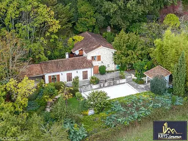Sainte Colombe de Villeneuve 47300 Achat / Vente maison 5 pièces t5 au dernier étage piscine