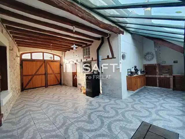 Sainte Catherine de Fierbois 37800 Achat / Vente maison 5 pièces t5 terrasse