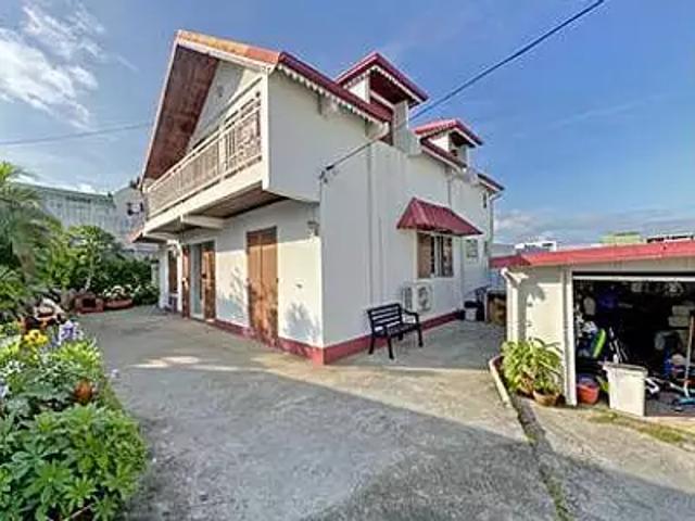 Sainte Clotilde 97490 Achat / Vente maison 10 pièces t10 terrasse