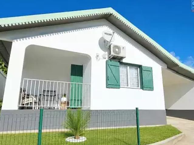 Sainte Clotilde 97490 Achat / Vente maison 4 pièces t4 terrasse parking