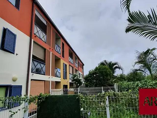 Sainte Clotilde 97490 Location appartement 3 pièces t3 terrasse