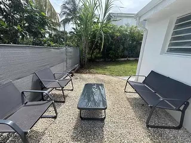 Sainte Anne 97180 Location appartement 2 pièces t2 jardin terrasse