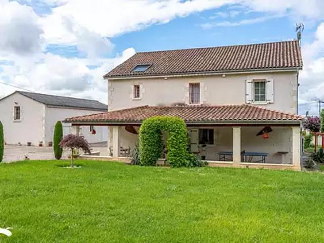 Sainte Bazeille 47180 Achat / Vente maison 8 pièces t8 parking
