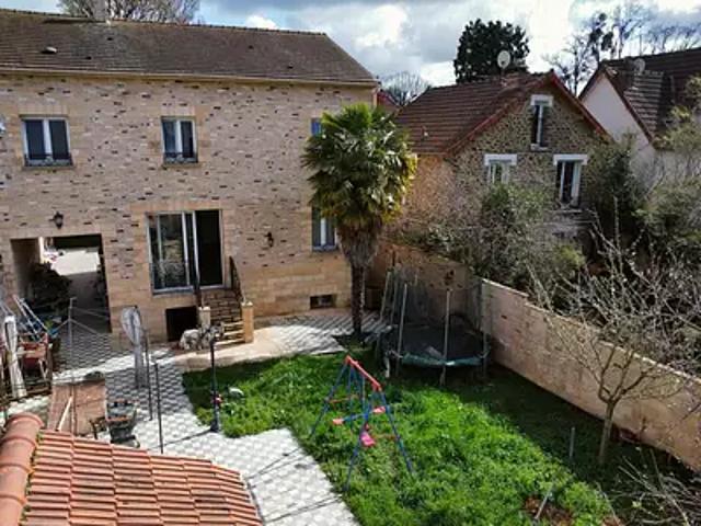 Sainte Geneviève des Bois 91700 Achat / Vente maison 7 pièces t7 jardin terrasse