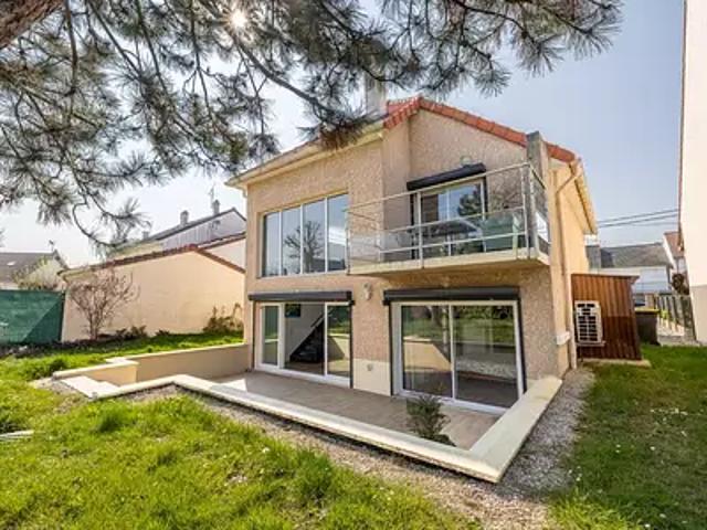Sainte Geneviève des Bois 91700 Achat / Vente maison 9 pièces t9 jardin terrasse