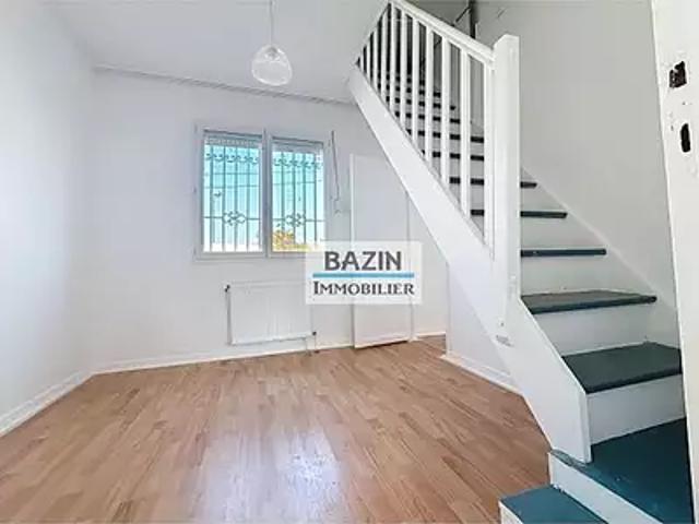 Sainte Geneviève des Bois 91700 Location maison 3 pièces t3