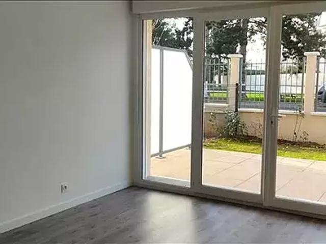 Sainte Geneviève des Bois 91700 Location appartement 2 pièces t2 terrasse