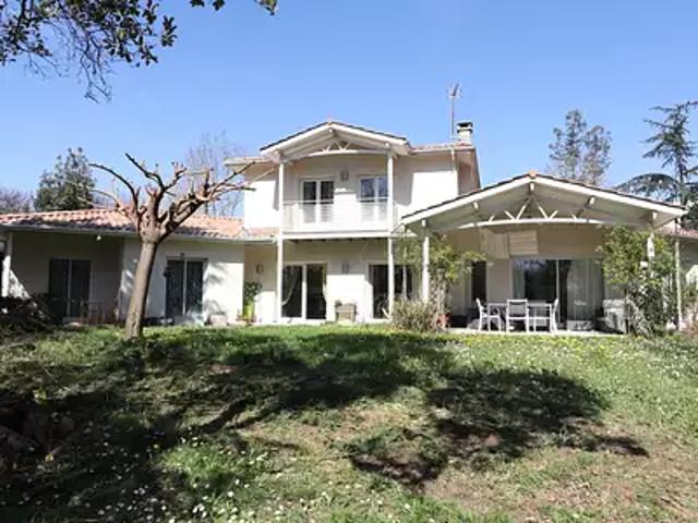 Sainte Eulalie 33560 Achat / Vente maison 9 pièces t9