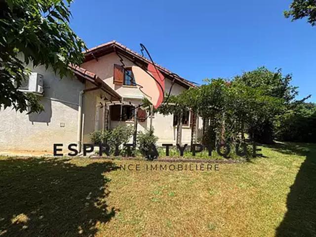 Sainte Eulalie en Born 40200 Achat / Vente maison 8 pièces t8 au dernier étage