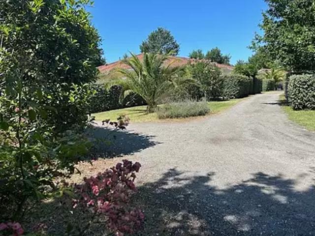 Sainte Eulalie en Born 40200 Achat / Vente maison 17 pièces t17 au dernier étage terrasse