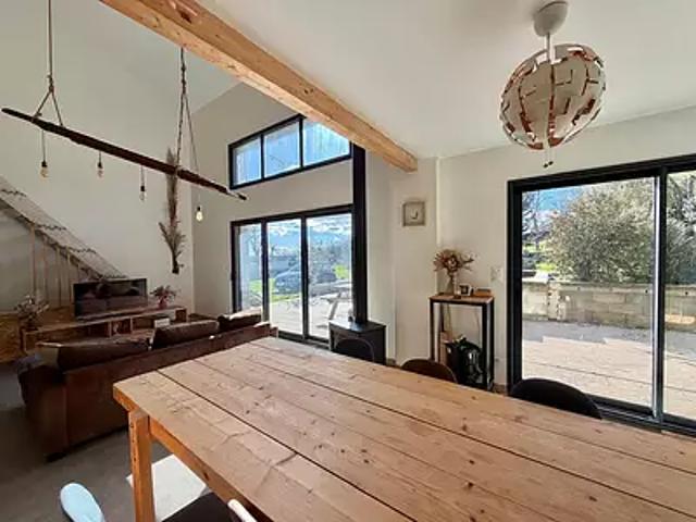 Sainte Foy de Peyrolières 31470 Achat / Vente maison 5 pièces t5 au dernier étage piscine