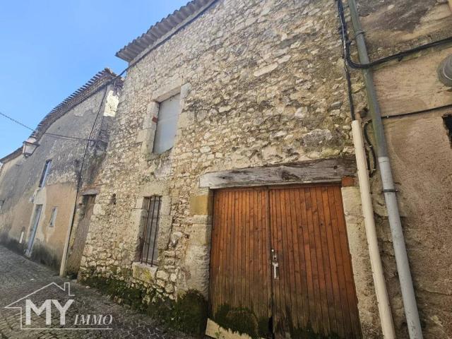 Sainte Foy La Grande: Bâtiment Pierre de 85 m² à Rénover