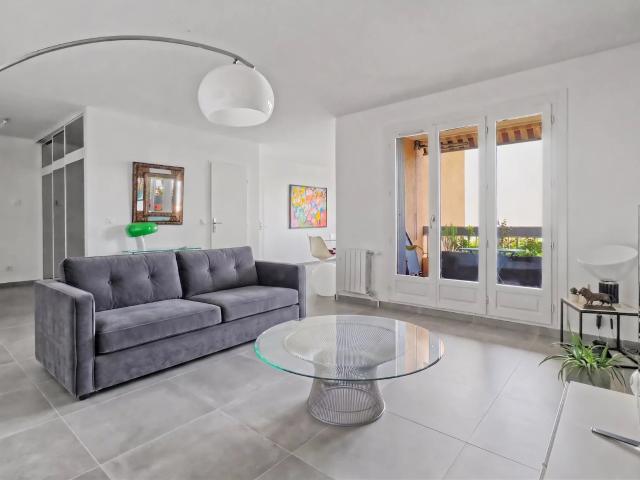 Sainte Foy lès Lyon Centre – T4/5 de 108 m² avec vue panoramique exceptionnelle sur Lyon