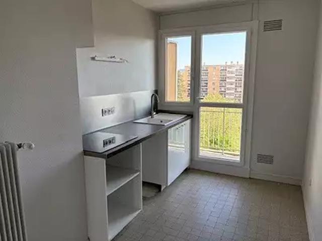 Sainte Foy lès Lyon 69110 Location appartement 4 pièces t4 cave