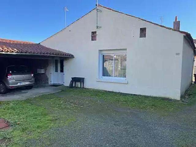Sainte Hermine 85210 Achat / Vente maison 2 pièces t2
