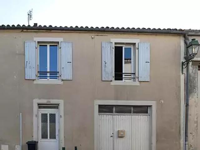 Sainte Hermine 85210 Achat / Vente maison 4 pièces t4