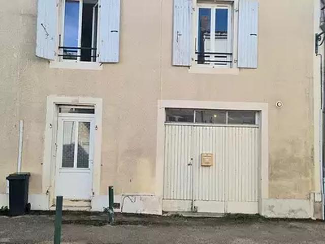 Sainte Hermine 85210 Achat / Vente maison 4 pièces t4
