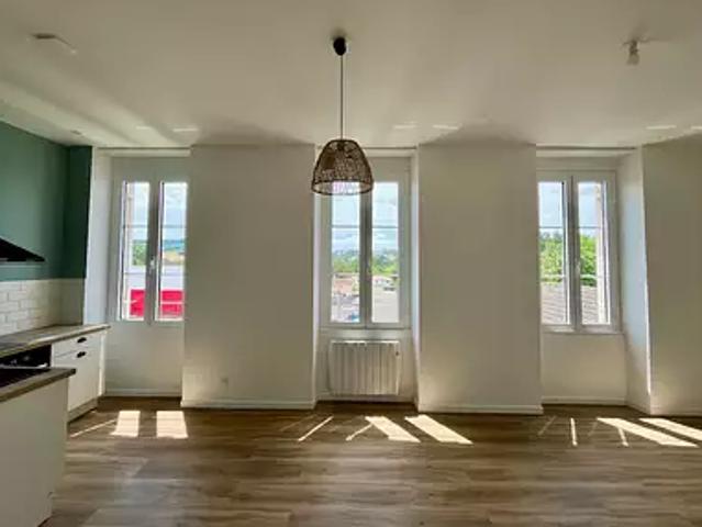 Sainte Livrade sur Lot 47110 Location appartement 2 pièces t2 au dernier étage