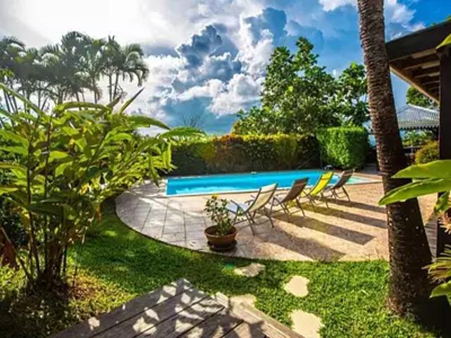 Sainte Luce 97228 Achat / Vente maison 12 pièces t12 parking
