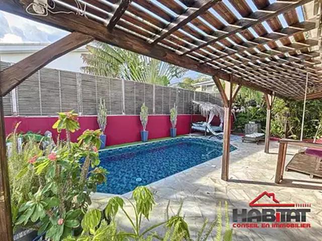Sainte Luce 97228 Achat / Vente maison 7 pièces t7 piscine terrasse