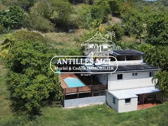 Sainte Luce 97228 Achat / Vente maison 7 pièces t7 piscine terrasse