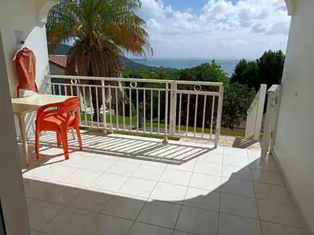 Sainte Luce 97228 Location appartement 1 pièce t1 terrasse