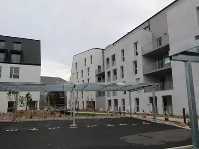 Sainte Luce sur Loire 44980 Location parking