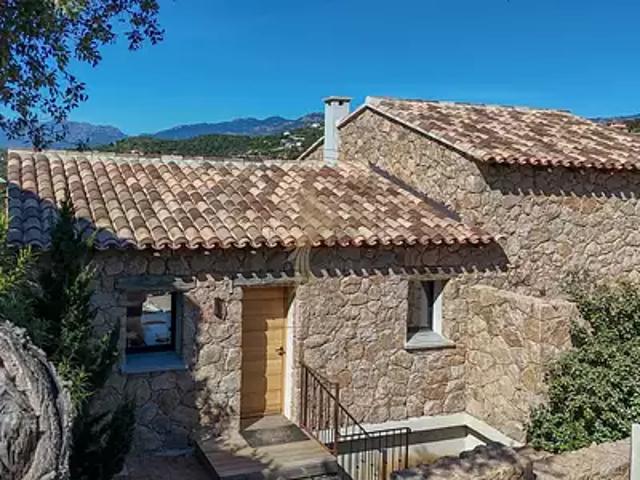 Sainte Lucie de Porto Vecchio 20144 Achat / Vente maison 5 pièces t5 piscine