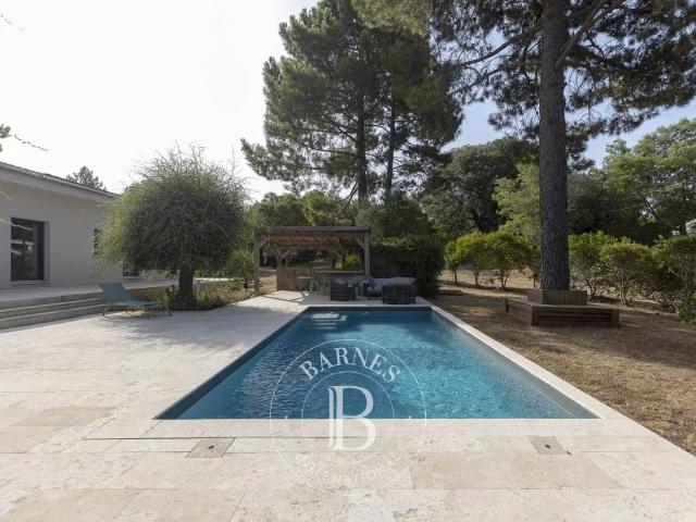 Sainte Lucie de Porto Vecchio, villa contemporaine avec pisc. 180m² Sainte Lucie de Porto Vecchio