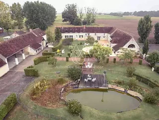 Sainte Maure de Touraine 37800 Achat / Vente maison 35 pièces t35