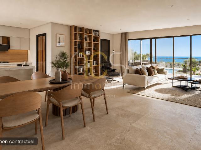 Sainte Maxime Appartement T3 de 78 m2 avec jardin et terrasse et aperçu mer 200m de la plage