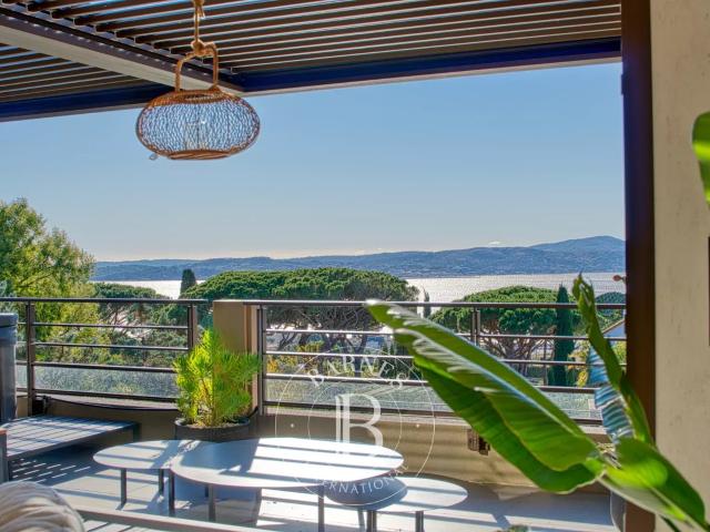 SAINTE MAXIME APPARTEMENT 3 CHAMBRES VUE MER